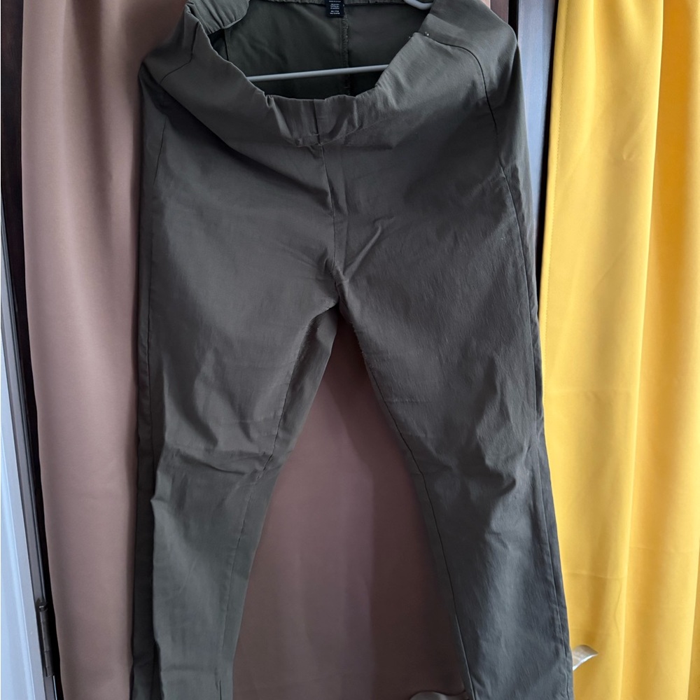 Who What Wear Women's Olive Cropped Pants